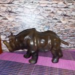 Носорог из кожи