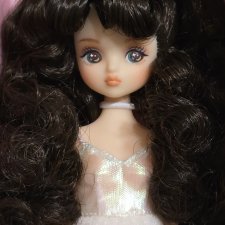 Обменяю куклу blommor