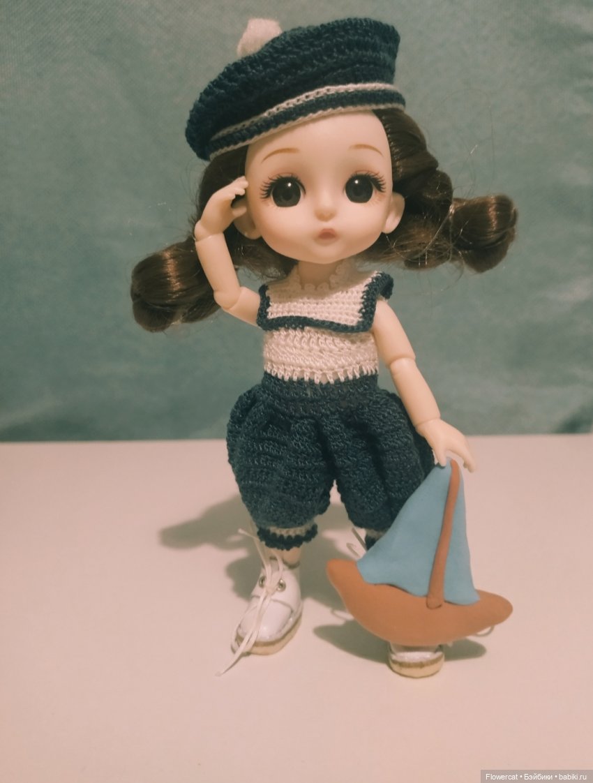 Костюмчики для кукол-малышек