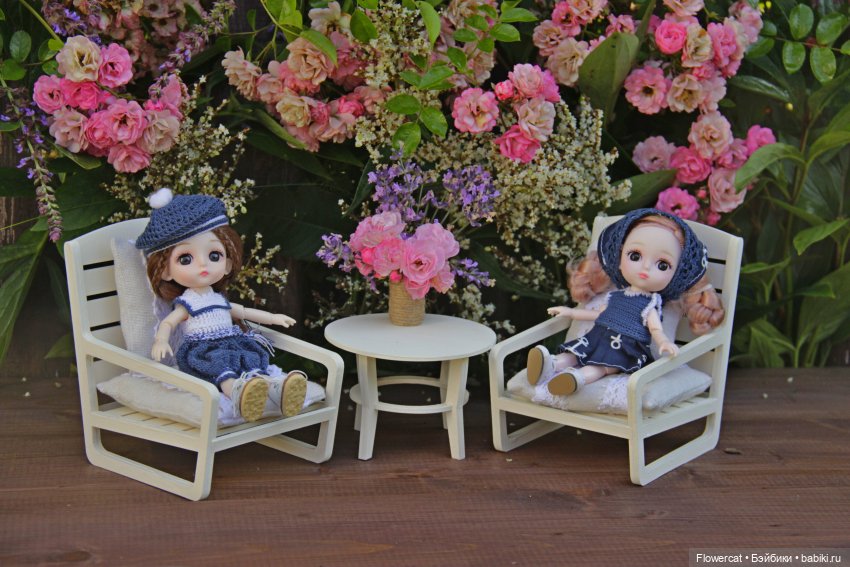 Костюмчики для кукол-малышек