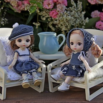 Костюмчики для кукол-малышек