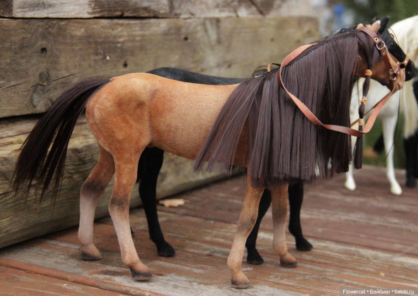 А есть ли у ваших кукол лошадки?))...Немного апгрейда - как я делала нашим коням презентабельный вид)))