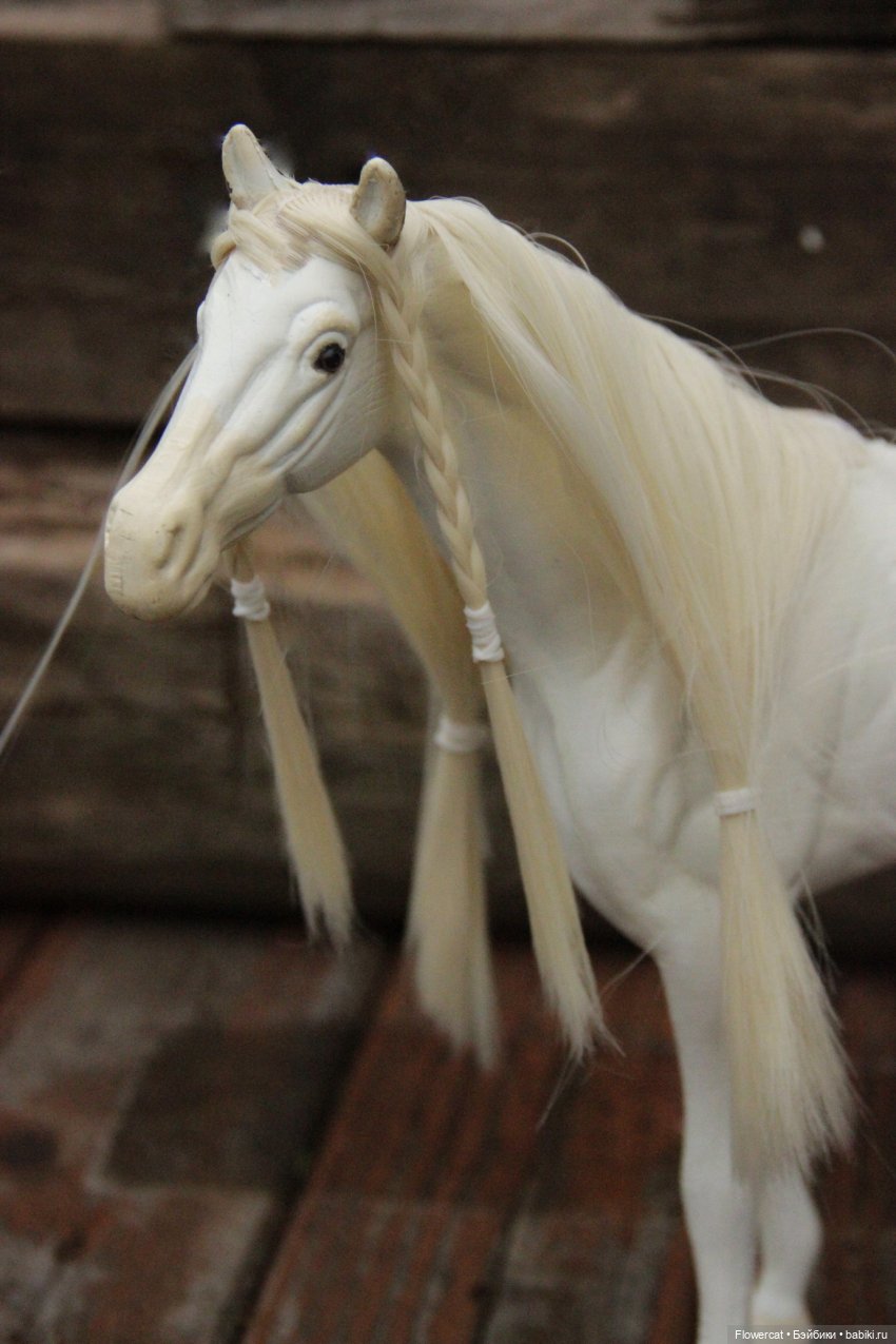 А есть ли у ваших кукол лошадки?))...Немного апгрейда - как я делала нашим коням презентабельный вид)))