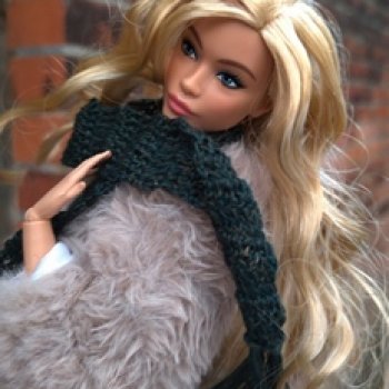 Попробовала сделать локоны) В итоге нагулялись