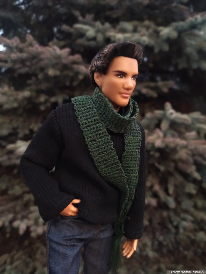 Красные лошадки уже близко))) или неспешная прогулка Никиты и Ярославы - побудем туристами))