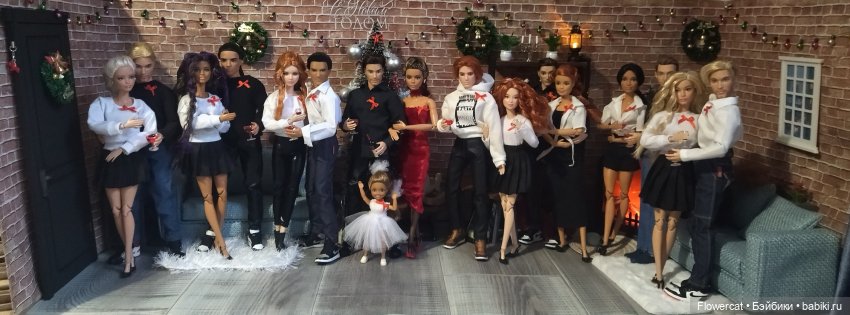 К нам пришел Дед Мороз, он подарки нам принес или Анькино счастье)))