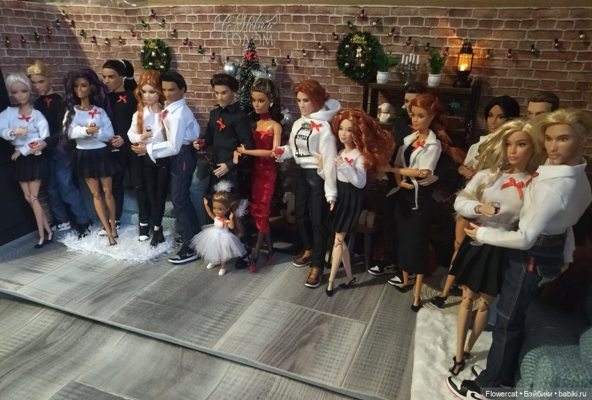 С Новым годом или как его отмечает большая и дружная толпа)... Репортаж ведёт позитивчик-Анька)