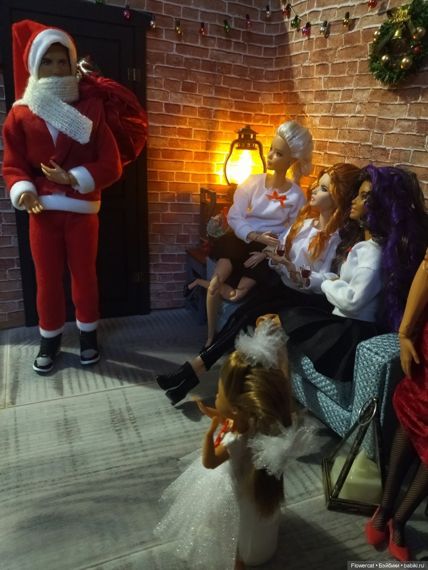 К нам пришел Дед Мороз, он подарки нам принес или Анькино счастье))) (фото 2)