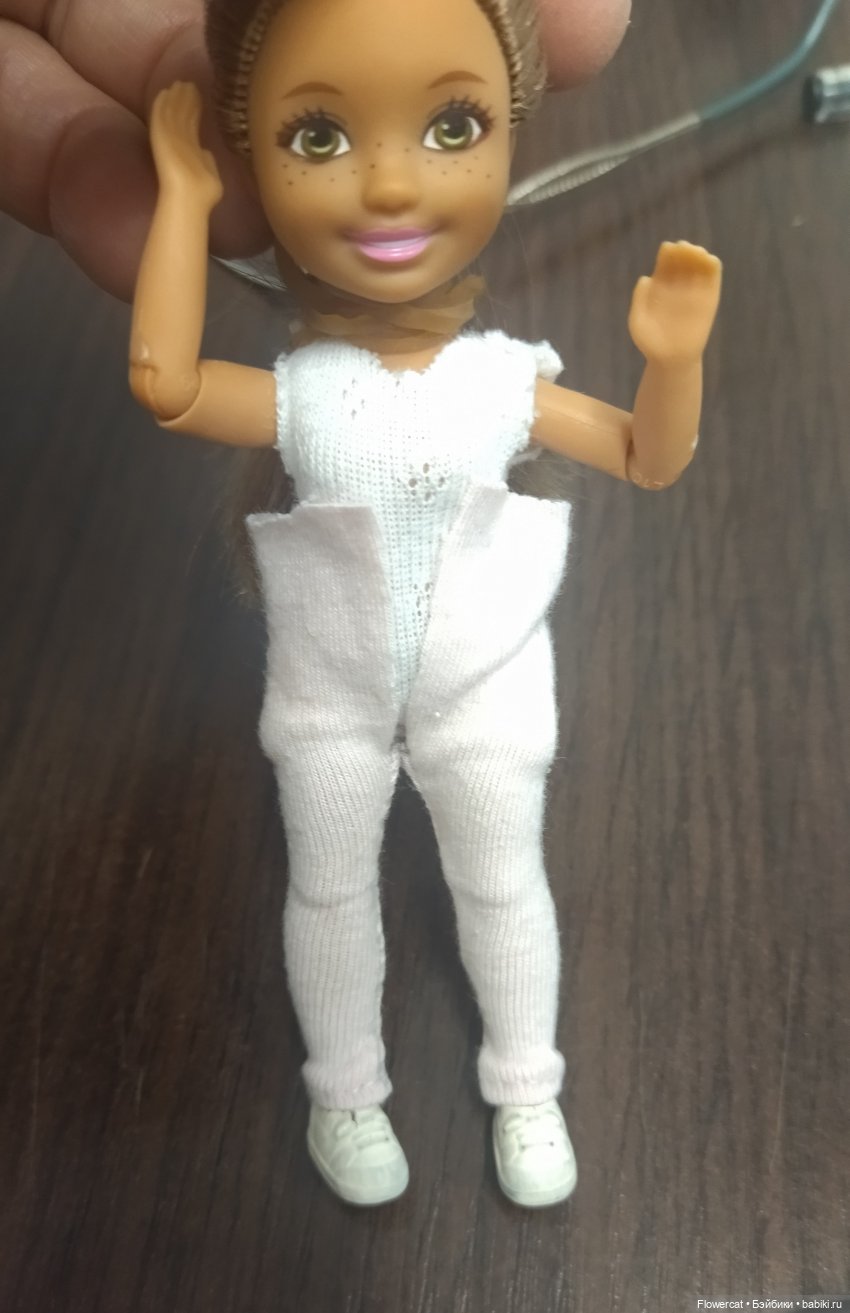 Быстроштаны... Или как я Аньку в Питер одевала)