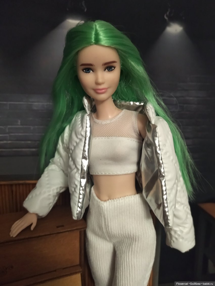 Мои самсебешные новогодние подарочки) Карина и Марта