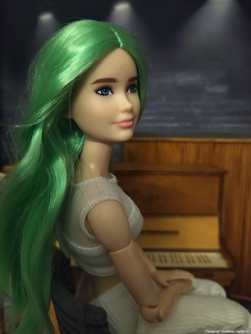 Мои самсебешные новогодние подарочки) Карина и Марта