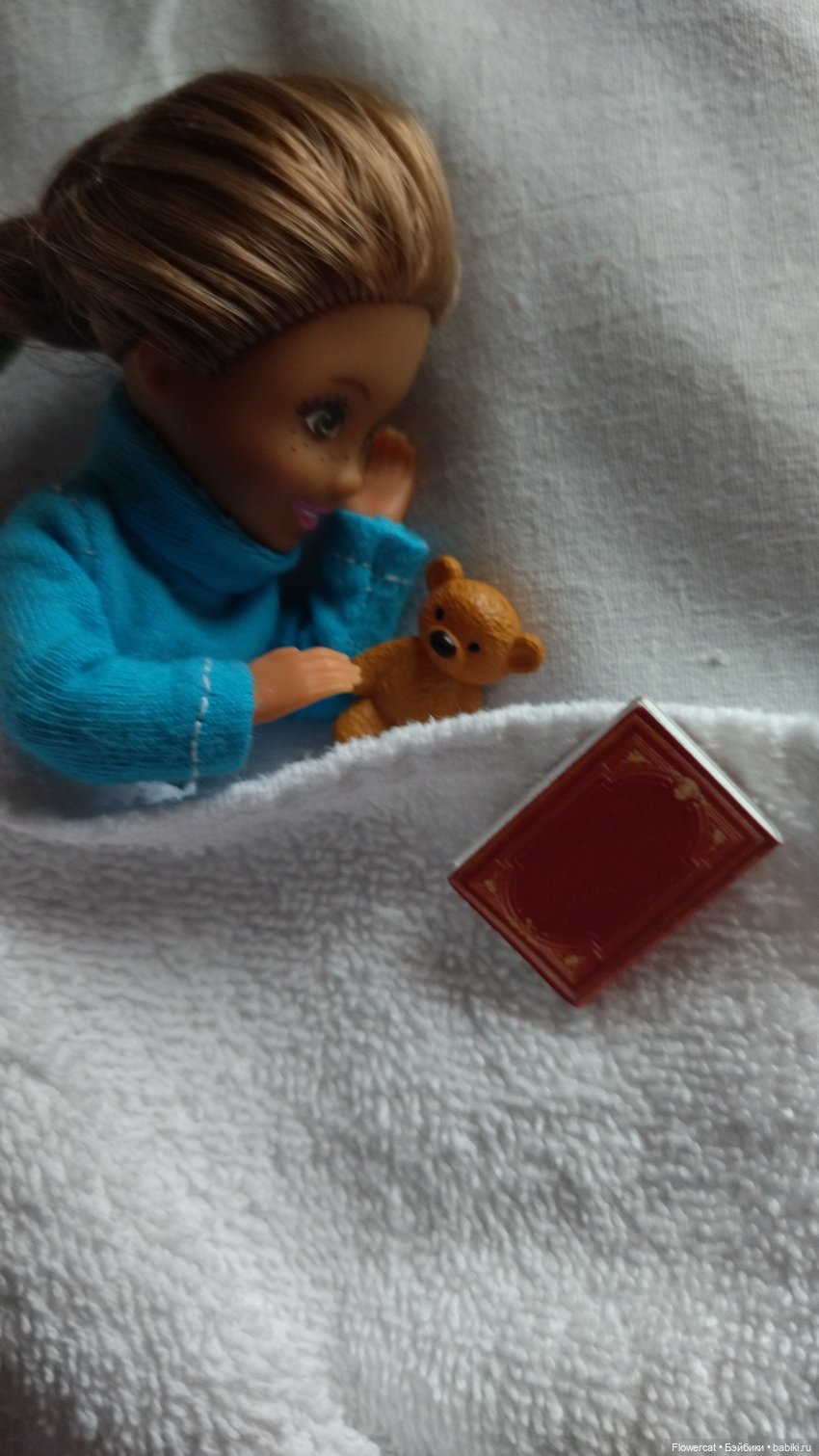 Анька в Питере - дневничок мелкого позитивчика) - Едем, поезд чухает, колёсики стучат, скоро в гости к Питеру нас они