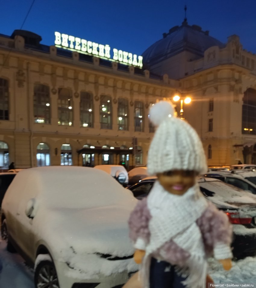 Анька в Питере - дневничок мелкого позитивчика) - Едем, поезд чухает, колёсики стучат, скоро в гости к Питеру нас они
