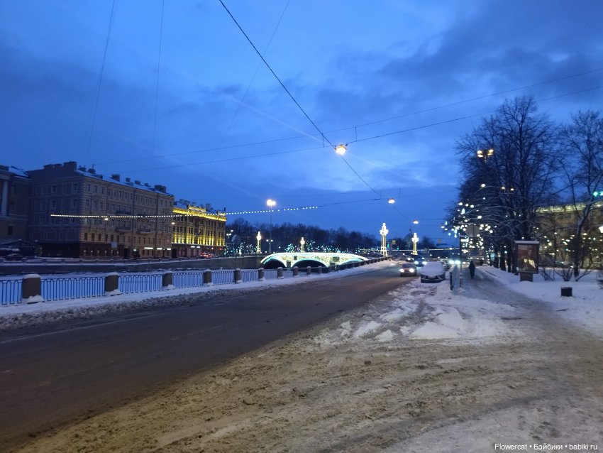 Анька в Питере - дневничок мелкого позитивчика) - Новый год, Музей Фаберже, концерт, Невский и Ёлка на Дворцовой)