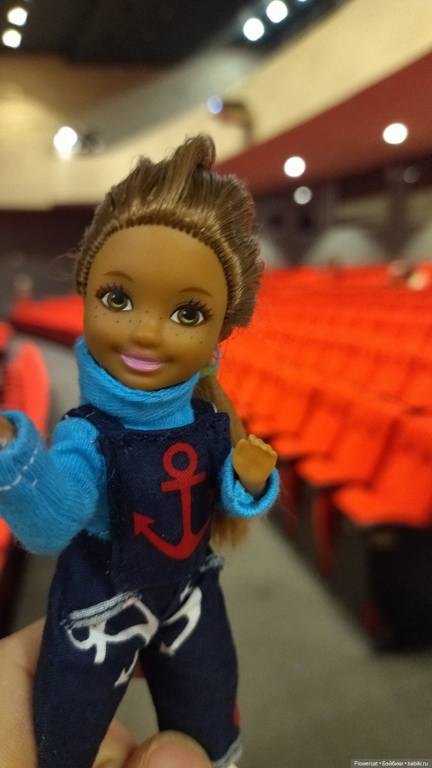 Анька в Питере - дневничок мелкого позитивчика) - Новый год, Музей Фаберже, концерт, Невский и Ёлка на Дворцовой)