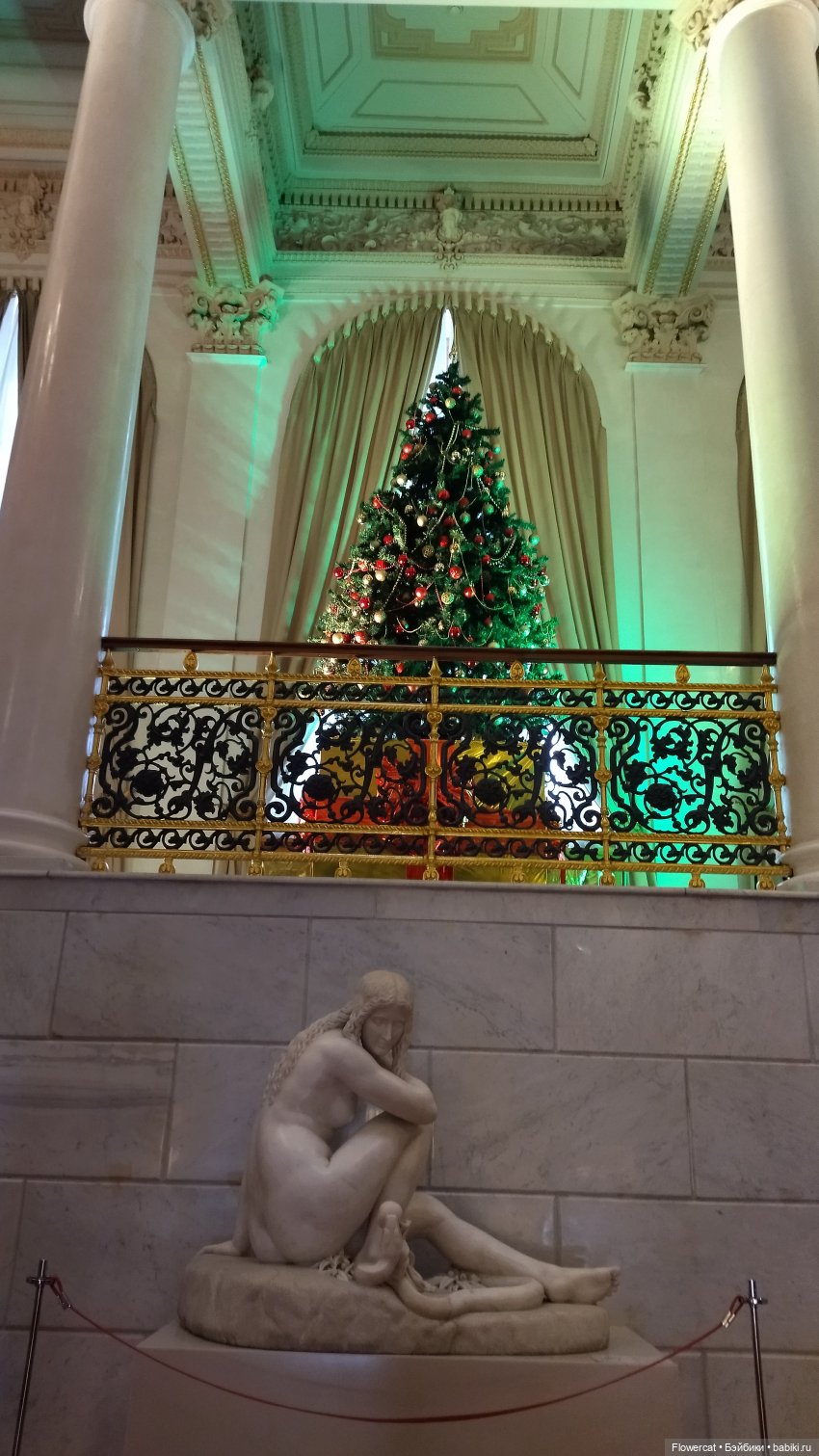 Анька в Питере - дневничок мелкого позитивчика) - Новый год, Музей Фаберже, концерт, Невский и Ёлка на Дворцовой)