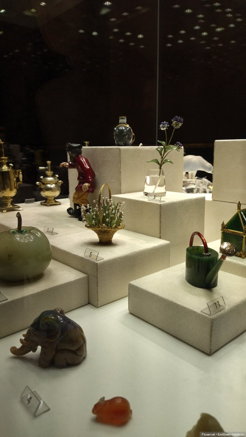 Анька в Питере - дневничок мелкого позитивчика) - Новый год, Музей Фаберже, концерт, Невский и Ёлка на Дворцовой)