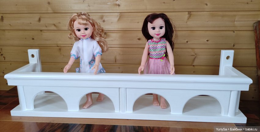 Характеристики: Размеры: ширина 150 мм, высота 130 мм, длина 750 мм. (возможно другие размеры, под заказ) Цвет:белый (возможно другие цвета, под заказ). Материал: древесина хвойных пород. Краска: LUXENS эмаль акриловая. Заказ: другие размеры и цвет согласовывается.  Срок выполнения заказа до трёх дней.