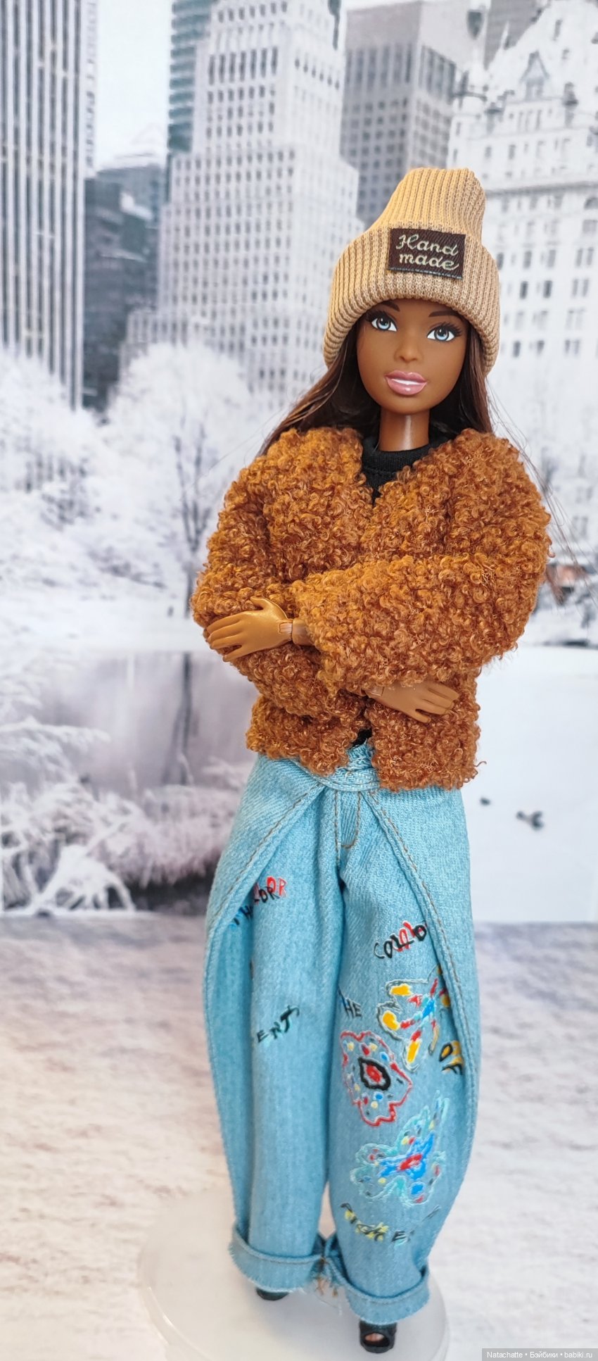 Февральские новинки: самодельные кресла для Эмили