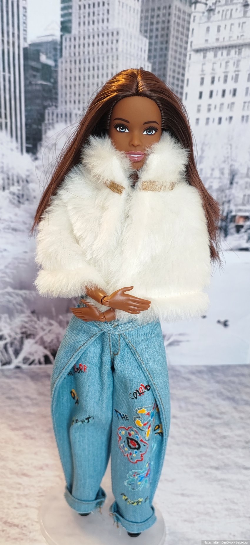 Февральские новинки: самодельные кресла для Эмили