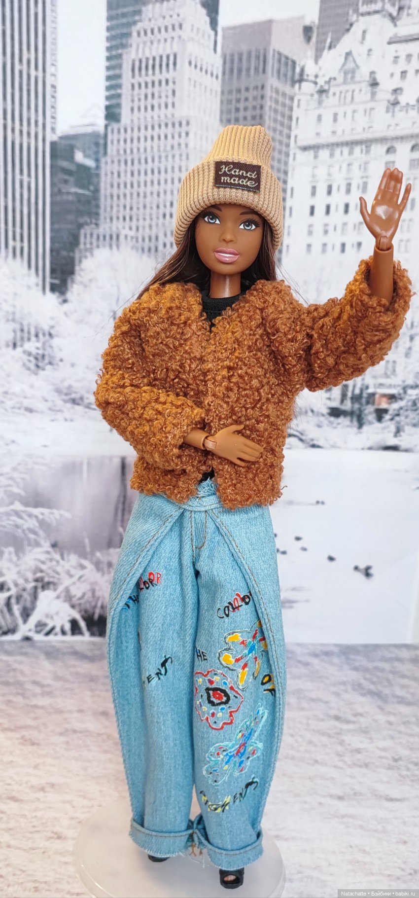 Февральские новинки: самодельные кресла для Эмили