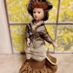 Фарфоровая кукла Джейн Эйр