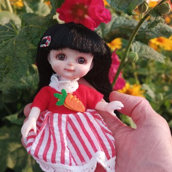 Неожиданные авторские куколки. Прогулки в цветах и не только.