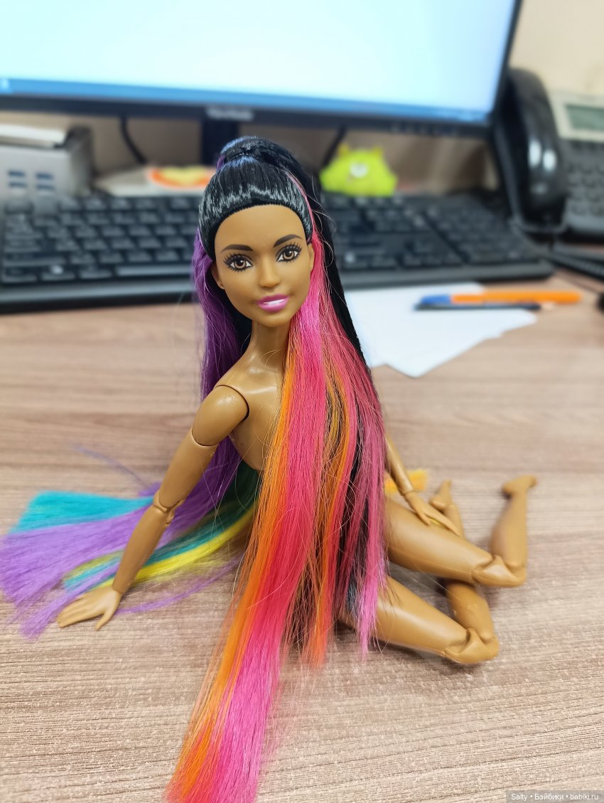 Радужное настроение — Куклы Barbie (Барби): Looks (фото 2)