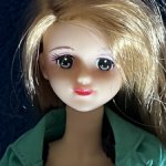 Франсуаза Takara Francoise на подвижном теле