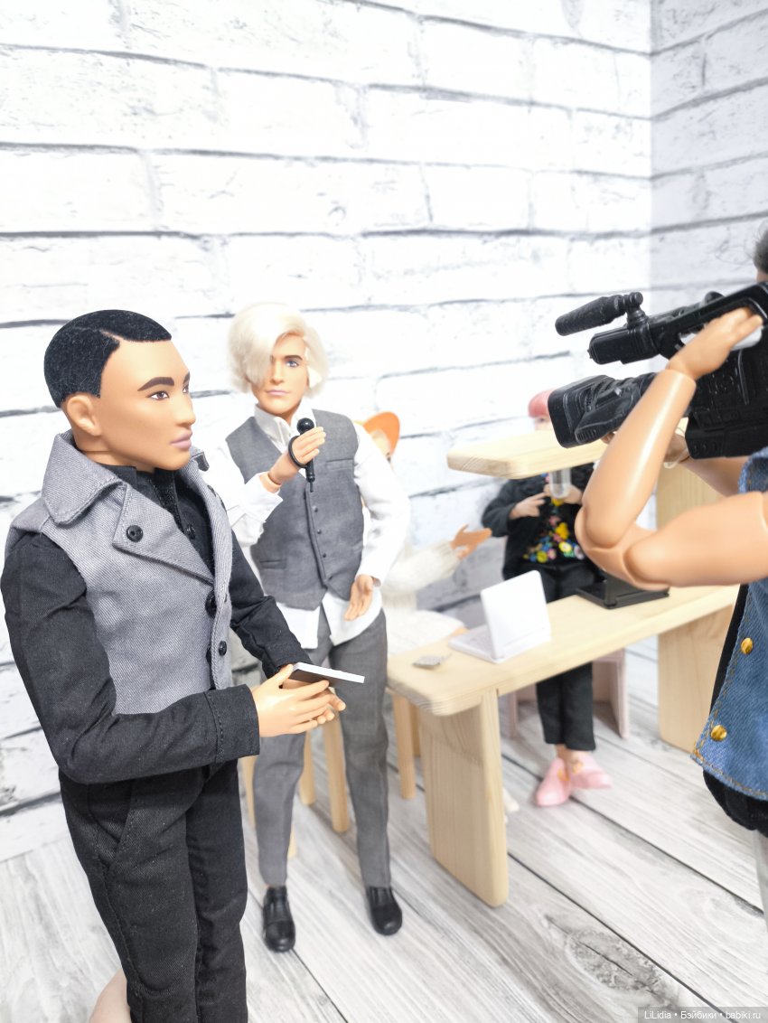 Беги ко мне сквозь миры — Кукольные фотоистории и сериалы: комиксы