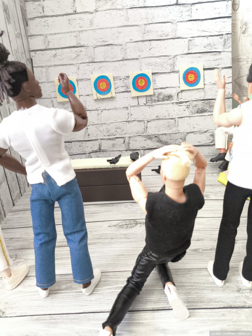 Беги ко мне сквозь миры — Кукольные фотоистории и сериалы: комиксы