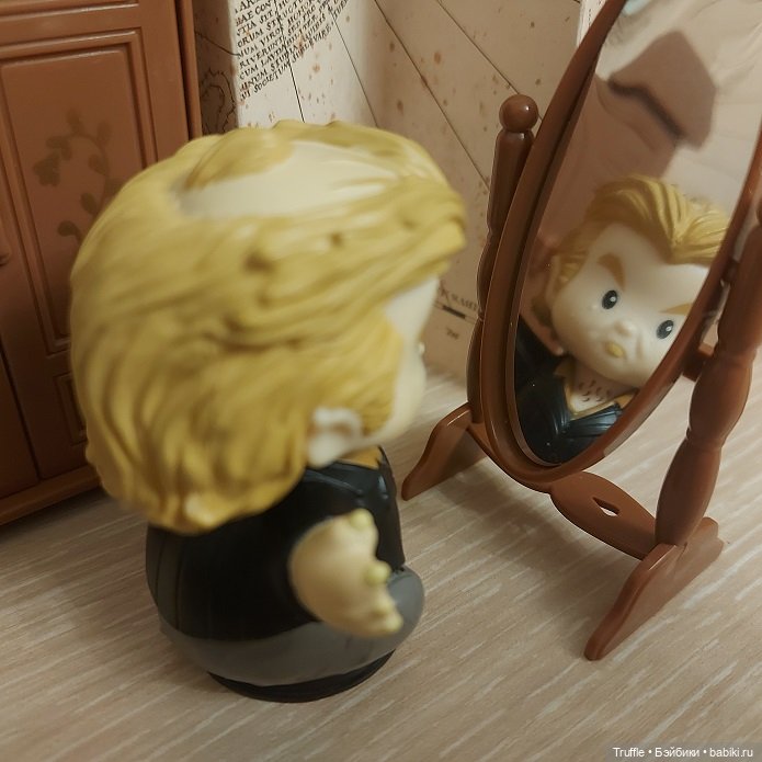 Питер Петтигрю, Little People