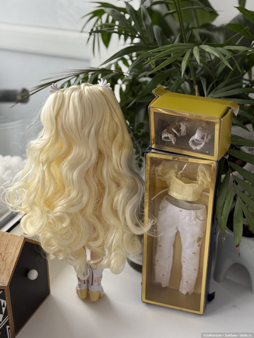 Коллекционер Rainbow High (фото 3)