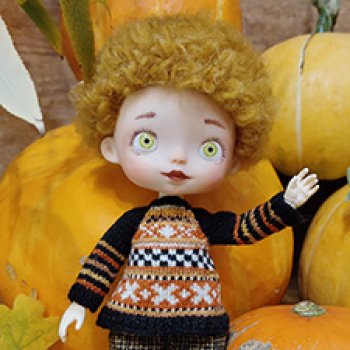 Тыквенно-лиственный уют куколок Ксиоми Монст