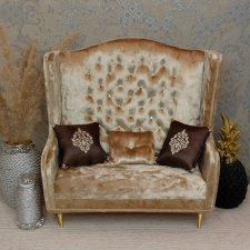 Мебель бархатный диван для кукол Паола, Рейна, Блайз, Барби 1:6