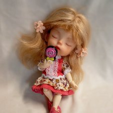 Кукла шарнирная коллекционная обитсу11.