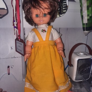 помогите узнать что за кукла из маминой молодости