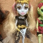 Эбби 13 Желаний, Monster High G1, первые выпуски