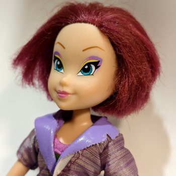 Кукла Winx помогите оценить