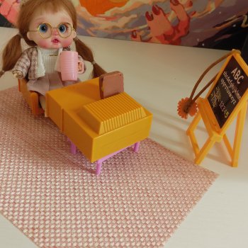 Всем привет. Меня зовут Вера и я начинающий кукольный мастер. Моя первая малышка Лоя появилась на свет♥️