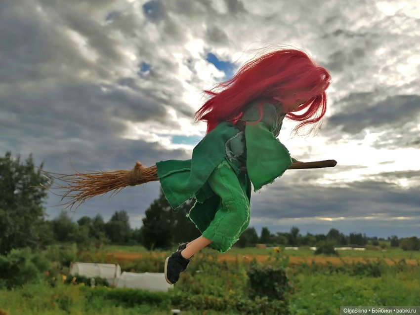 Полёт Мэгги — Кукольные фотоистории и сериалы: комиксы