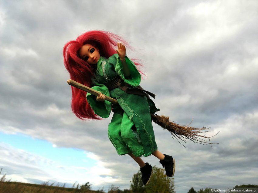 Полёт Мэгги — Кукольные фотоистории и сериалы: комиксы