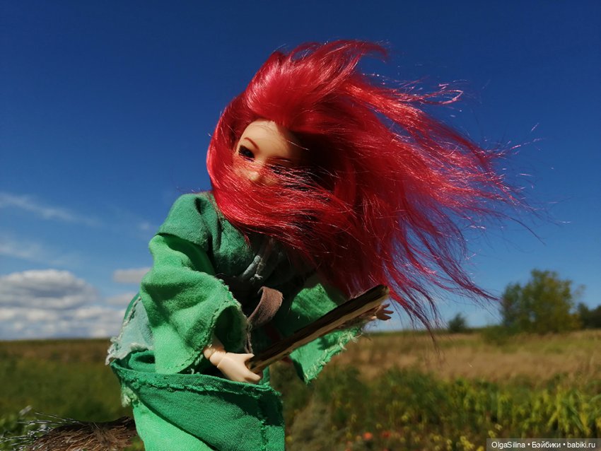 Полёт Мэгги — Кукольные фотоистории и сериалы: комиксы