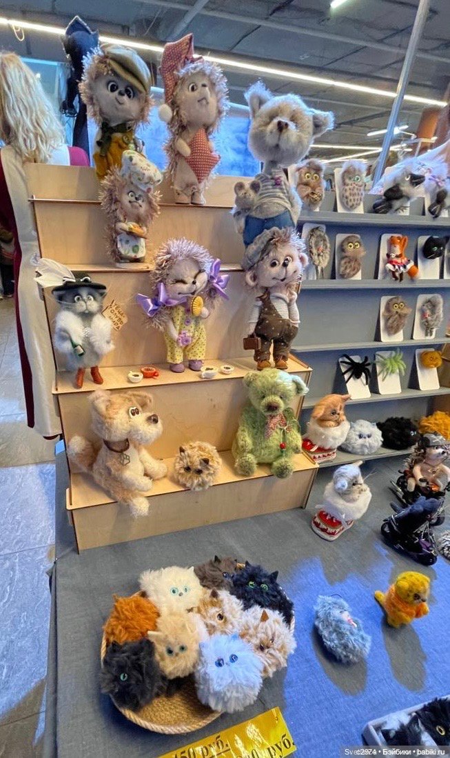 Подскажите пожалуйста автора работ