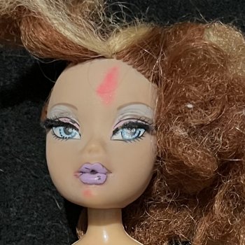 Помогите найти что за кукла!