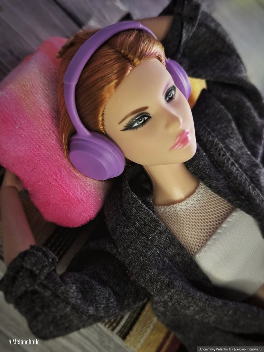 Вечер в кукольном домике — Куклы Barbie (Барби): Looks (фото 9)