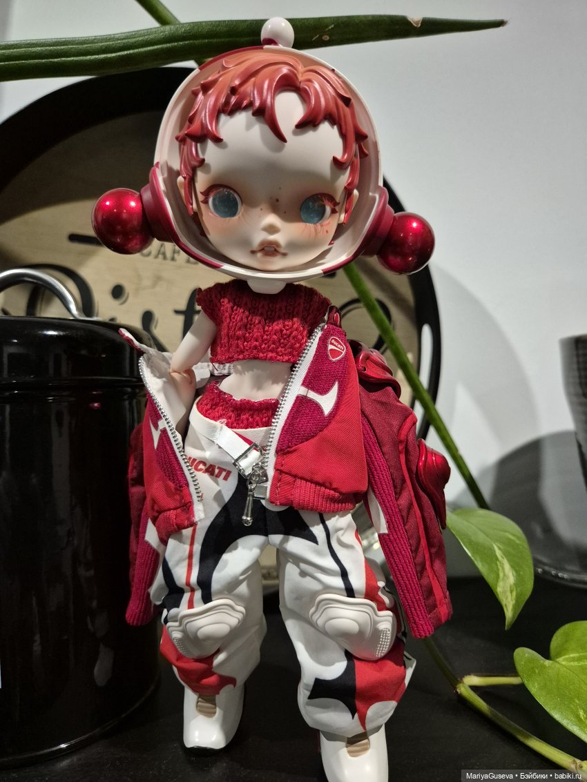 SKULLPANDA × DUCATI 1/6 Action Figure