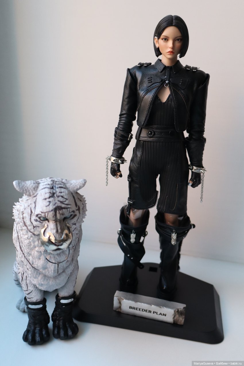 POP COSTUME x 331.STUDIO 1/6 Breeder Plan Series 1 Shackles
