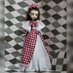 Ожеджа для куклы Монстер Хай G1