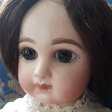 Антикварная кукла